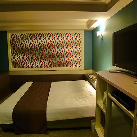 Hotel Golf III Atsugi (Adults Only) Buitenkant foto