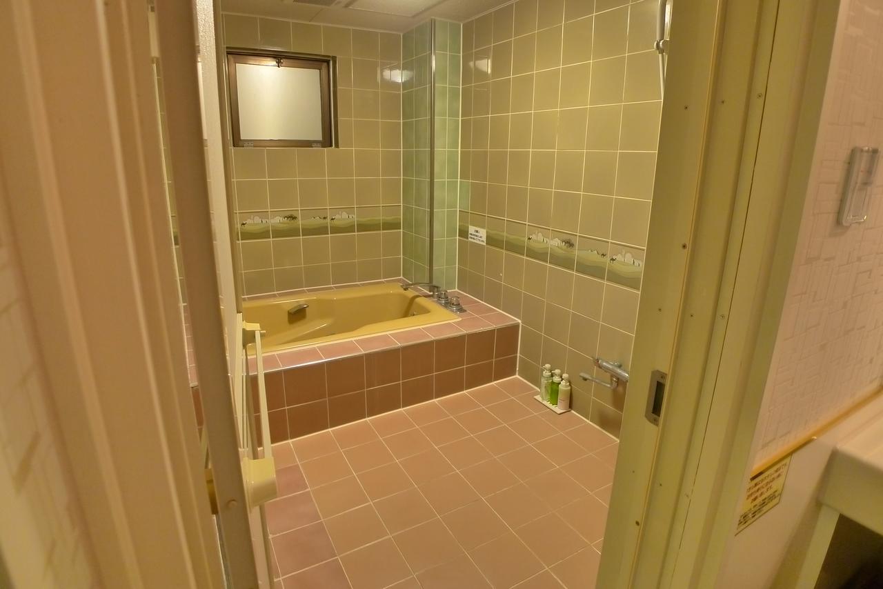 Hotel Golf III Atsugi (Adults Only) Buitenkant foto