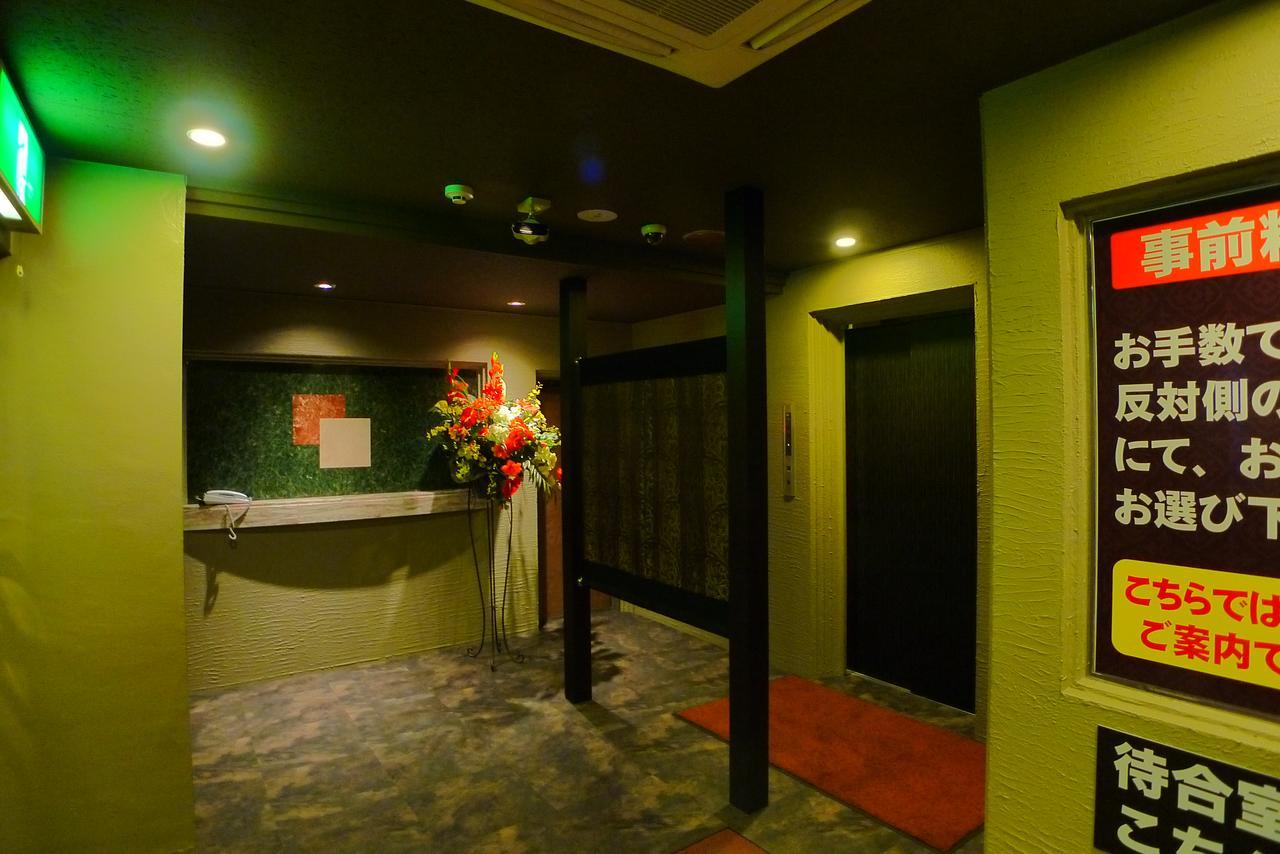 Hotel Golf III Atsugi (Adults Only) Buitenkant foto