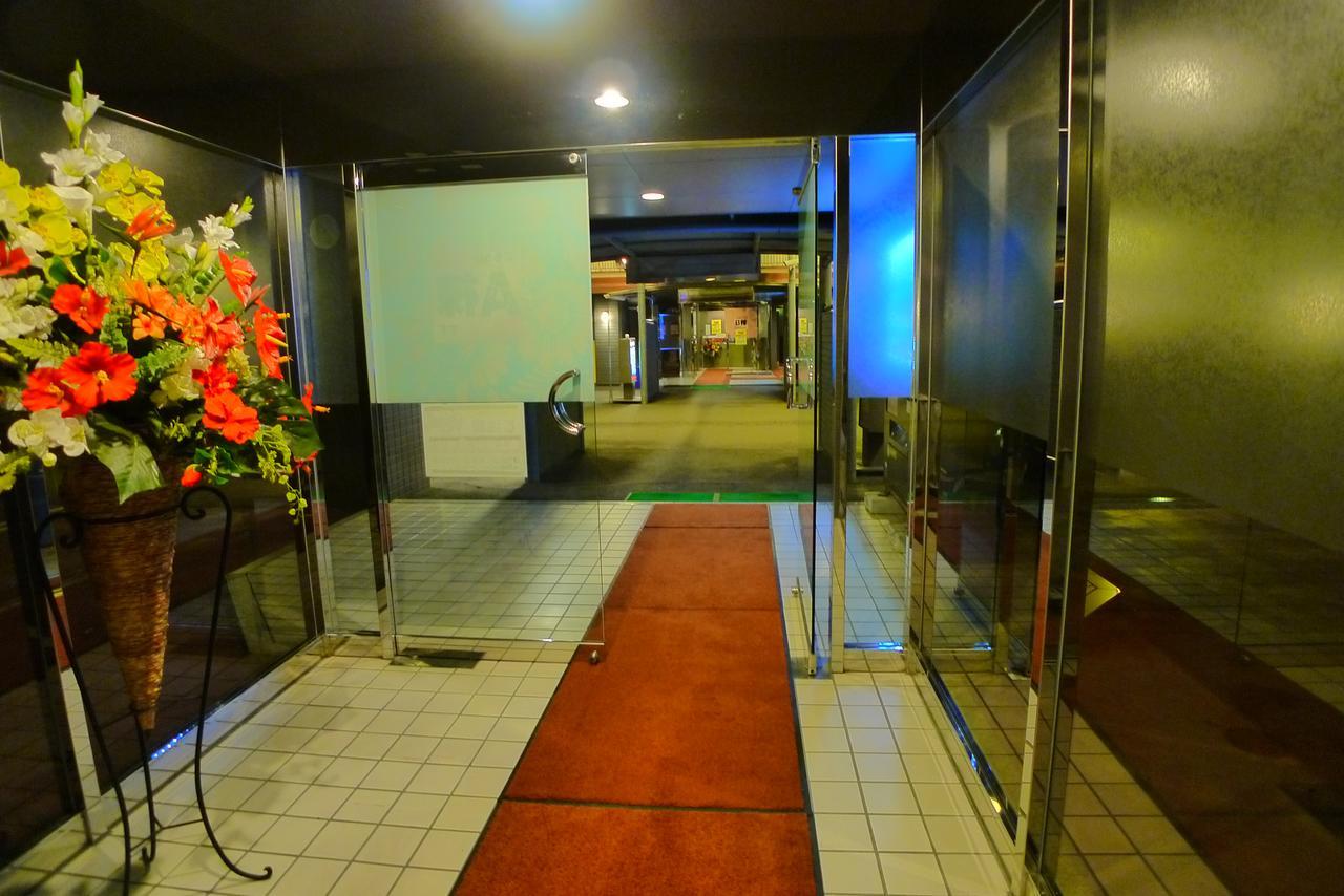Hotel Golf III Atsugi (Adults Only) Buitenkant foto